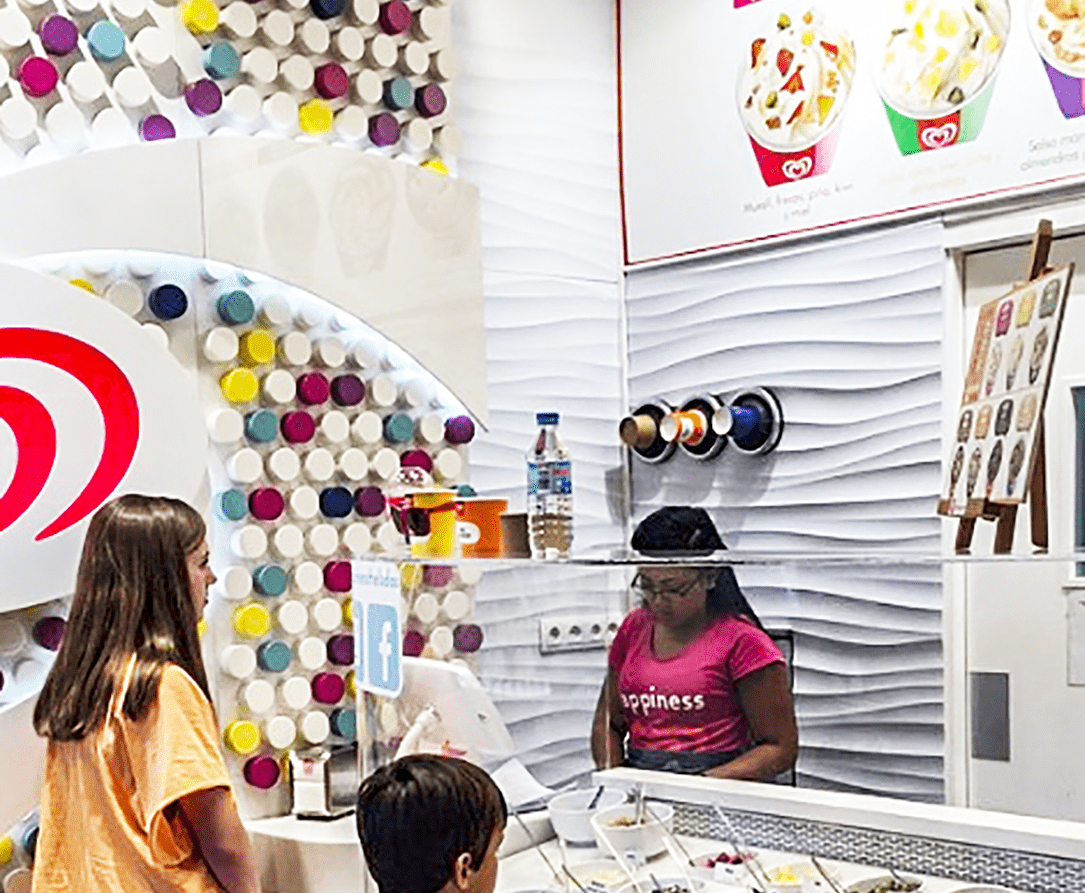 kofe korner - local restauración